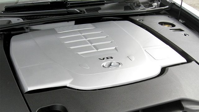 Lexus: How to Clean Your Engine Bay