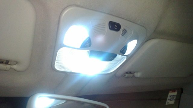 Lexus: Why Won’t My Interior Lights Turn On/Off?