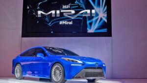 Check Out the Toyota Mirai Hydrogen Fuel Cell Vehicle