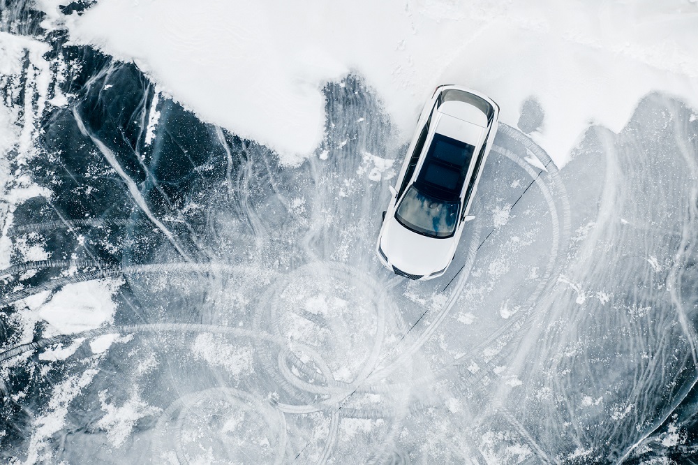 Cool as Ice: Lexus RX & LC Do Some Siberian Ice-drifting!