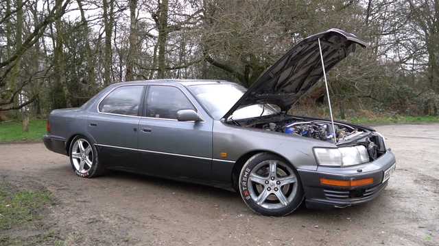 Turbo V8-Powered Lexus LS400 Drifter Is Pure Insanity