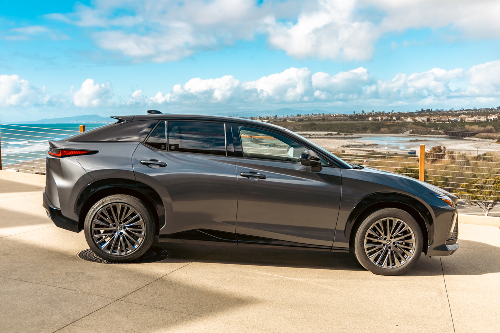 Lexus RZ 450e side view