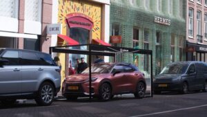 Lexus Opens First Parkable Flagship Store in Amsterdam